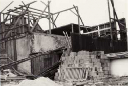 Bau